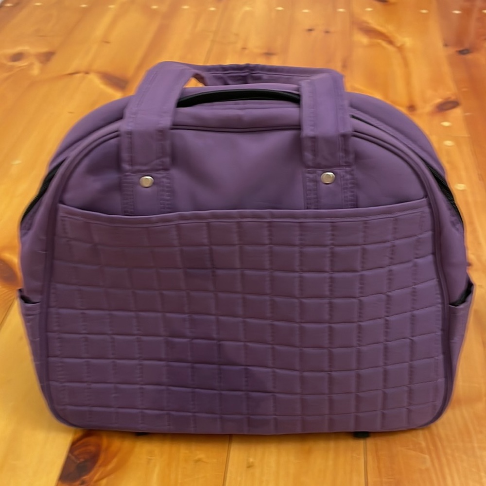 Gaiam purple quilted tote gym bag